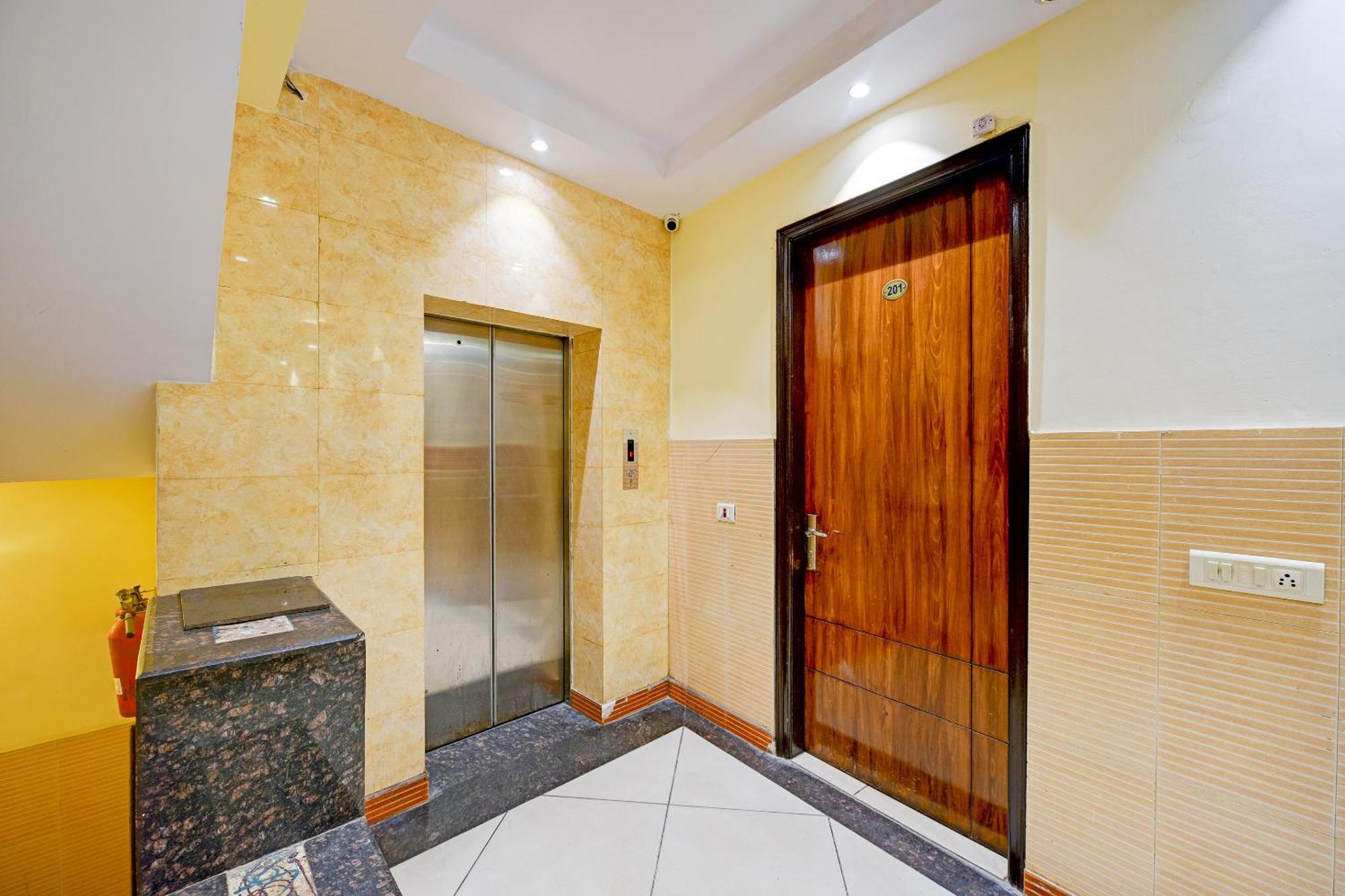 Hotel Le Grand - Walk-In From Rk Ashram Metro Station نيودلهي المظهر الخارجي الصورة
