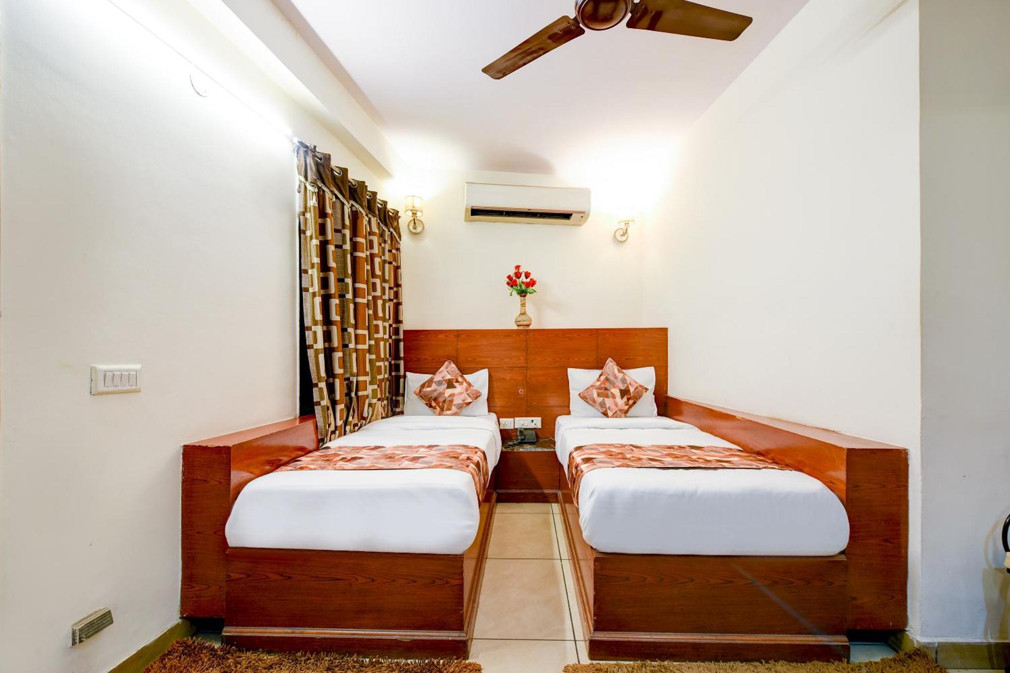Hotel Le Grand - Walk-In From Rk Ashram Metro Station نيودلهي المظهر الخارجي الصورة