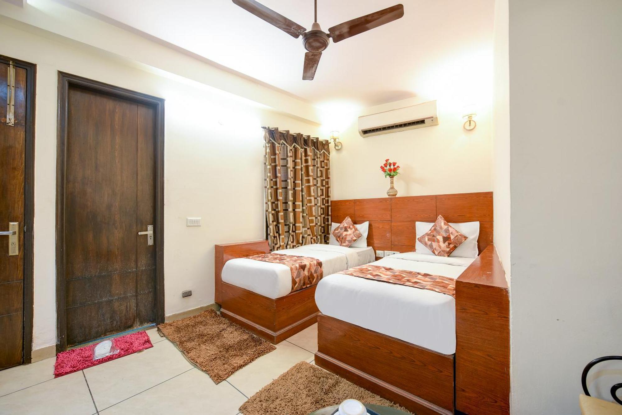 Hotel Le Grand - Walk-In From Rk Ashram Metro Station نيودلهي المظهر الخارجي الصورة
